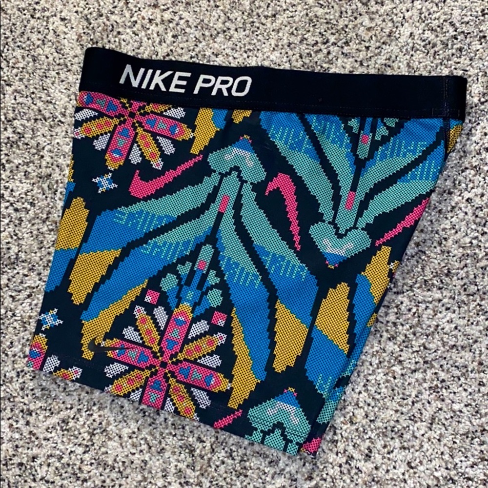 Nike Pro Spandex Size M